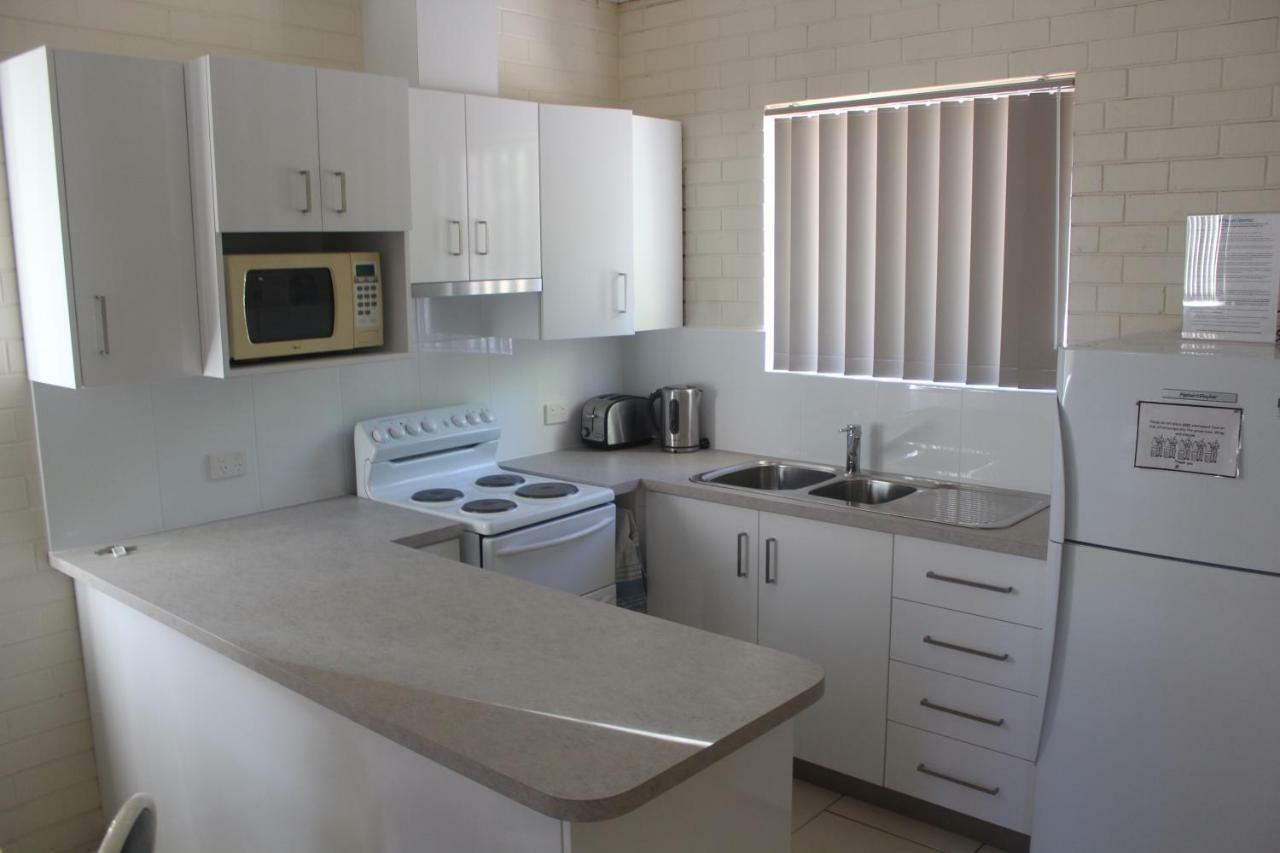 Api Pelican Beach Front Apartments Kalbarri Extérieur photo